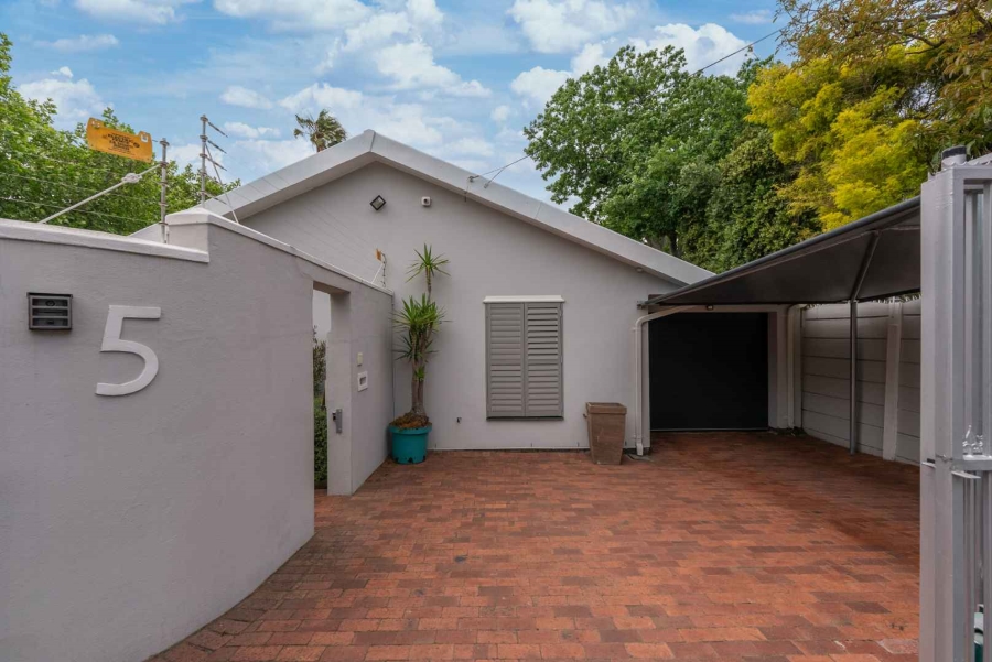 3 Bedroom Property for Sale in Rondebosch Western Cape